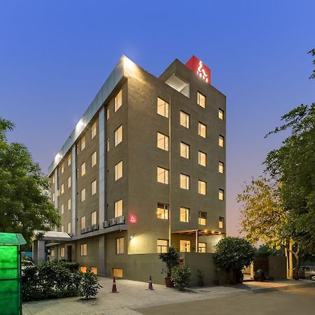 Inde Hotel Cyber City Gurgaon Ngoại thất bức ảnh